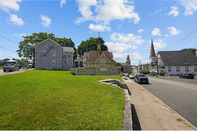 139 Broadway, Pawtucket, RI 02860 - Photo 3