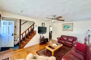 215 Roosevelt St, Providence, RI 02909 - Photo 3