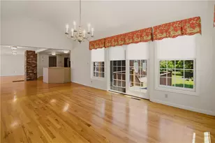 1861 E Main Rd, Portsmouth, RI 02871 - Photo 9