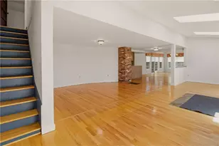 1861 E Main Rd, Portsmouth, RI 02871 - Photo 5