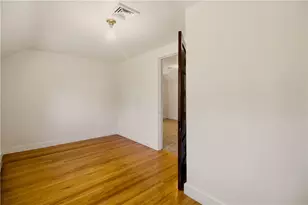 1861 E Main Rd, Portsmouth, RI 02871 - Photo 21