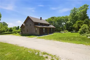 1861 E Main Rd, Portsmouth, RI 02871 - Photo 27