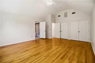 1861 E Main Rd, Portsmouth, RI 02871 - Photo 11