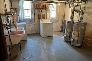 35 Dover St, Providence, RI 02908 - Photo 31
