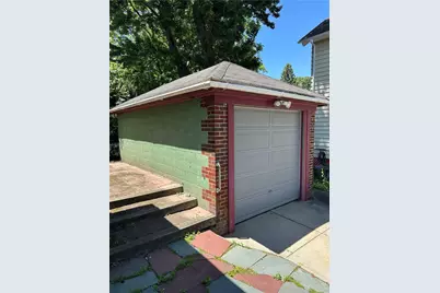 35 Dover Street, Providence, RI 02908 - Photo 23
