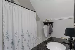 36 Pine St, Woonsocket, RI 02895 - Photo 43