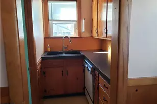 40 E Barrows St, Cumberland, RI 02864 - Photo 5