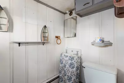 60 Cottage Avenue, Portsmouth, RI 02871 - Photo 31