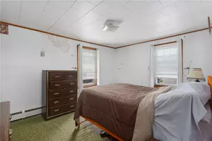 60 Cottage Ave, Portsmouth, RI 02871 - Photo 23