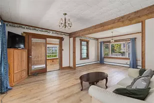 60 Cottage Ave, Portsmouth, RI 02871 - Photo 11