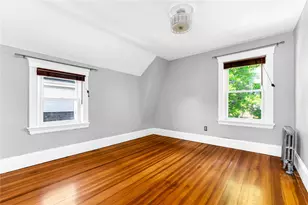 1058 Narragansett Blvd, Cranston, RI 02905 - Photo 19