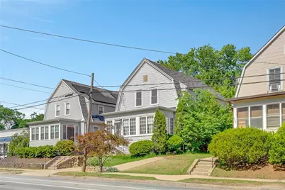 1058 Narragansett Boulevard, Cranston, RI 02905 - Photo 3