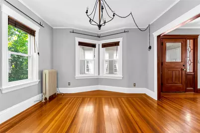 1058 Narragansett Boulevard, Cranston, RI 02905 - Photo 9