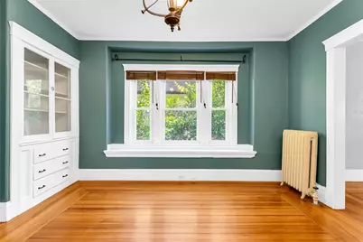 1058 Narragansett Boulevard, Cranston, RI 02905 - Photo 13