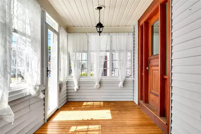 1058 Narragansett Boulevard, Cranston, RI 02905 - Photo 5