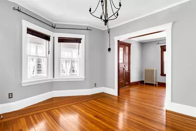 1058 Narragansett Boulevard, Cranston, RI 02905 - Photo 11