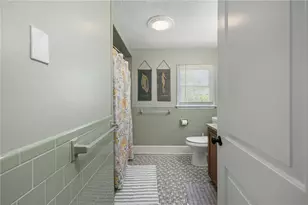 37 Newport Ln, Narragansett, RI 02882 - Photo 27