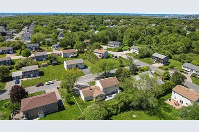 37 Newport Lane, Narragansett, RI 02882 - Photo 3