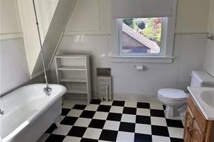 35 Oak St, Westerly, RI 02891 - Photo 7
