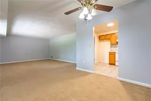 196 Old River Rd, Lincoln, RI 02865 - Photo 17