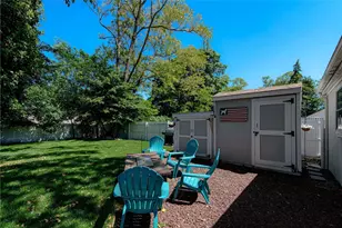 390 Nausauket Rd, Warwick, RI 02886 - Photo 21