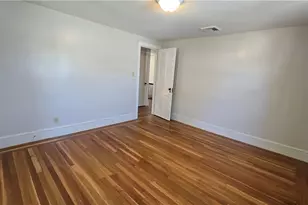 63 La Salle Dr, Providence, RI 02908 - Photo 13