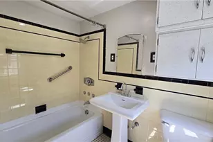 63 La Salle Dr, Providence, RI 02908 - Photo 9