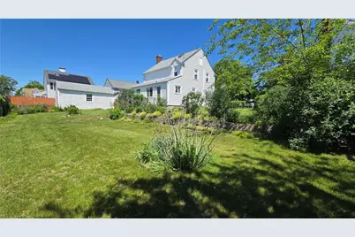 63 La Salle Drive, Providence, RI 02908 - Photo 21