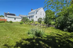 63 La Salle Dr, Providence, RI 02908 - Photo 21