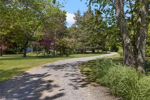 621 E Shore Rd, Jamestown, RI 02835 - Photo 7