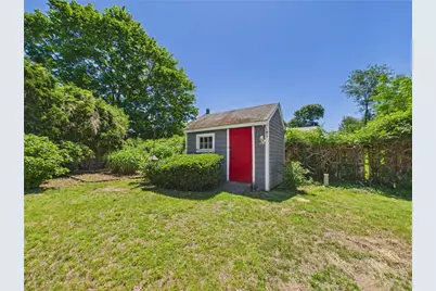 112 Longmeadow Avenue, Warwick, RI 02889 - Photo 7