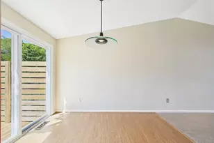 112 Longmeadow Ave, Warwick, RI 02889 - Photo 15