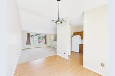 112 Longmeadow Avenue, Warwick, RI 02889 - Photo 19