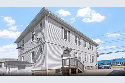 391 Waterman Avenue, East Providence, RI 02914 - Photo 27