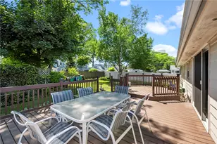 105 Walmer Ave, East Providence, RI 02914 - Photo 23