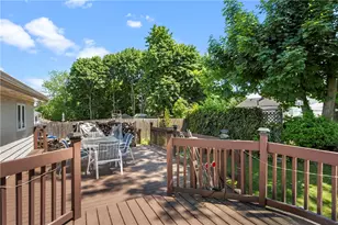 105 Walmer Ave, East Providence, RI 02914 - Photo 25