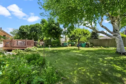 105 Walmer Avenue, East Providence, RI 02914 - Photo 27
