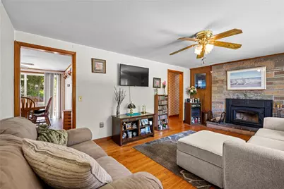 105 Walmer Avenue, East Providence, RI 02914 - Photo 3