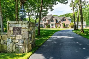 7 Josephine Dr, Smithfield, RI 02917 - Photo 3