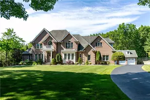 7 Josephine Dr, Smithfield, RI 02917 - Photo 5