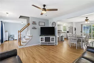 10 Darton St, Coventry, RI 02816 - Photo 7