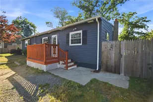 57 Twin Lakes Ave, Coventry, RI 02816 - Photo 5