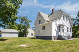 9 Gardner Ave, Cranston, RI 02910 - Photo 37