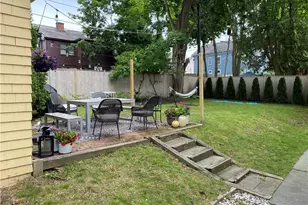10 Clarke St, Newport, RI 02840 - Photo 15
