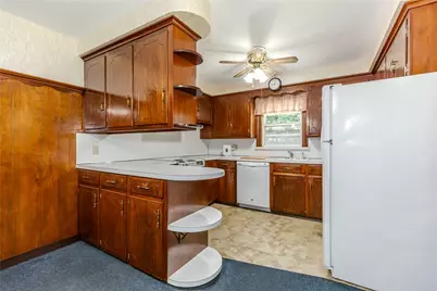 105 Borden Avenue, Johnston, RI 02919 - Photo 15