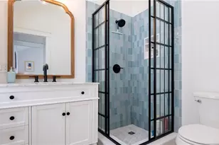 122 Ruggles Ave, Newport, RI 02840 - Photo 35