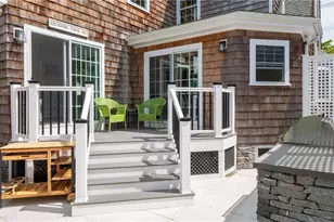122 Ruggles Ave, Newport, RI 02840 - Photo 45