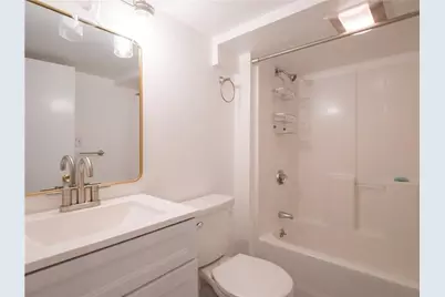 122 Ruggles Avenue, Newport, RI 02840 - Photo 43