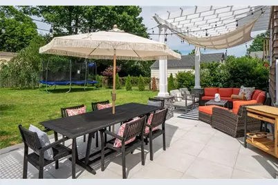 122 Ruggles Avenue, Newport, RI 02840 - Photo 47