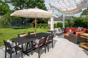 122 Ruggles Ave, Newport, RI 02840 - Photo 47
